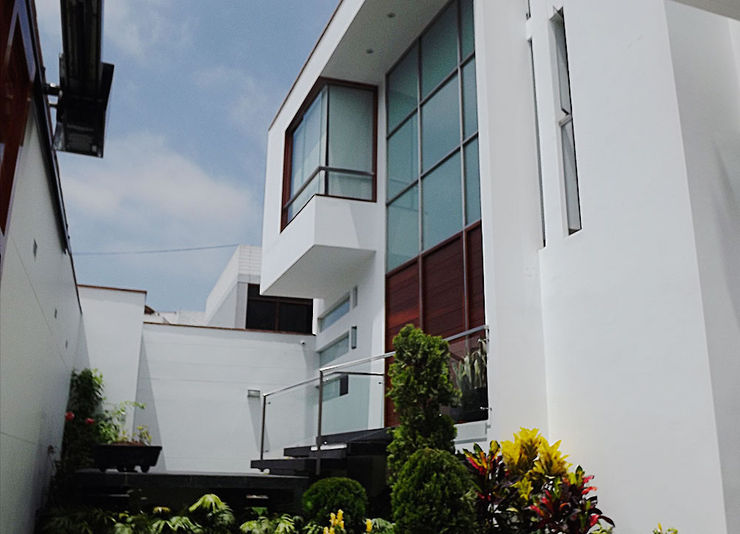 Construcción de casa de tres niveles 800 m² en Ciudad de México | homify