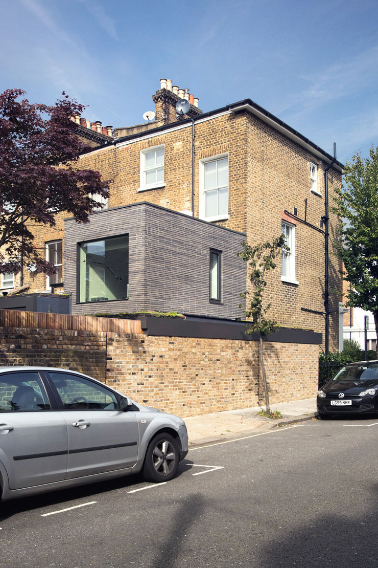 Petersen Brick House Neil Dusheiko Architects Nhà