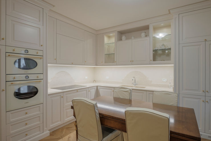Quadrifamiliare <q>IL QUADRIFOGLIO</q> – Appartamento stile CLASSICO 2P COSTRUZIONI srl Cucina in stile classico