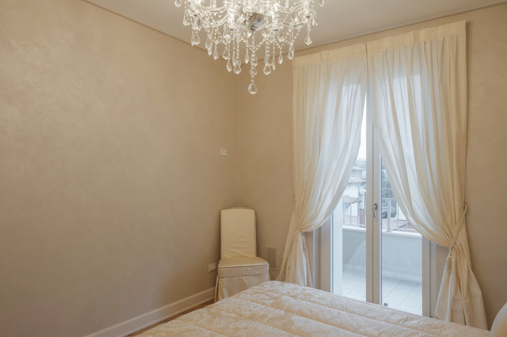 Quadrifamiliare <q>IL QUADRIFOGLIO</q> – Appartamento stile CLASSICO 2P COSTRUZIONI srl Camera da letto in stile classico