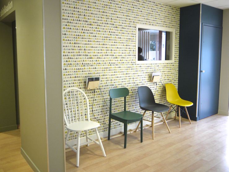 MIINT - design d'espace & décoration Cliniche in stile eclettico Variopinto