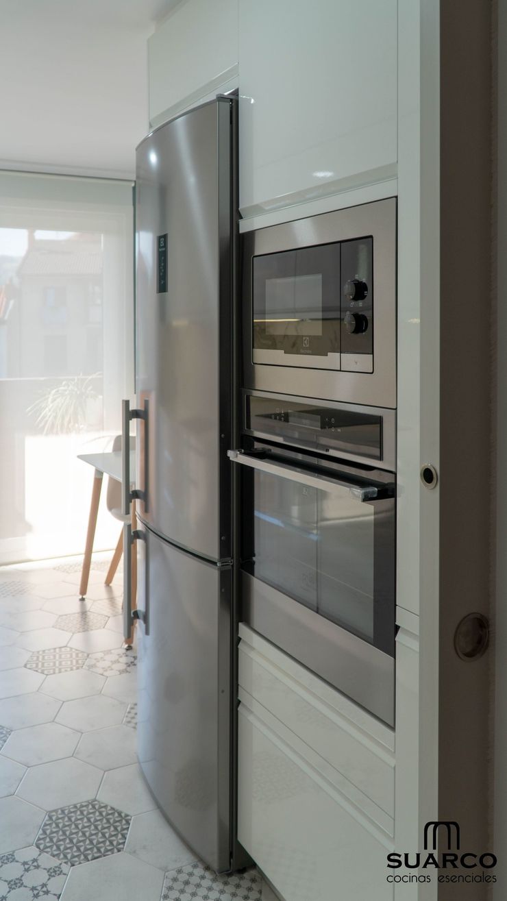 Cocina Blanca con encimera Dekton Aura | homify