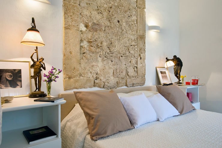 Masseria Vendicari, Sicilia (Giacomo Foti Photographer) Giacomo Foti Photographer Camera da letto in stile mediterraneo