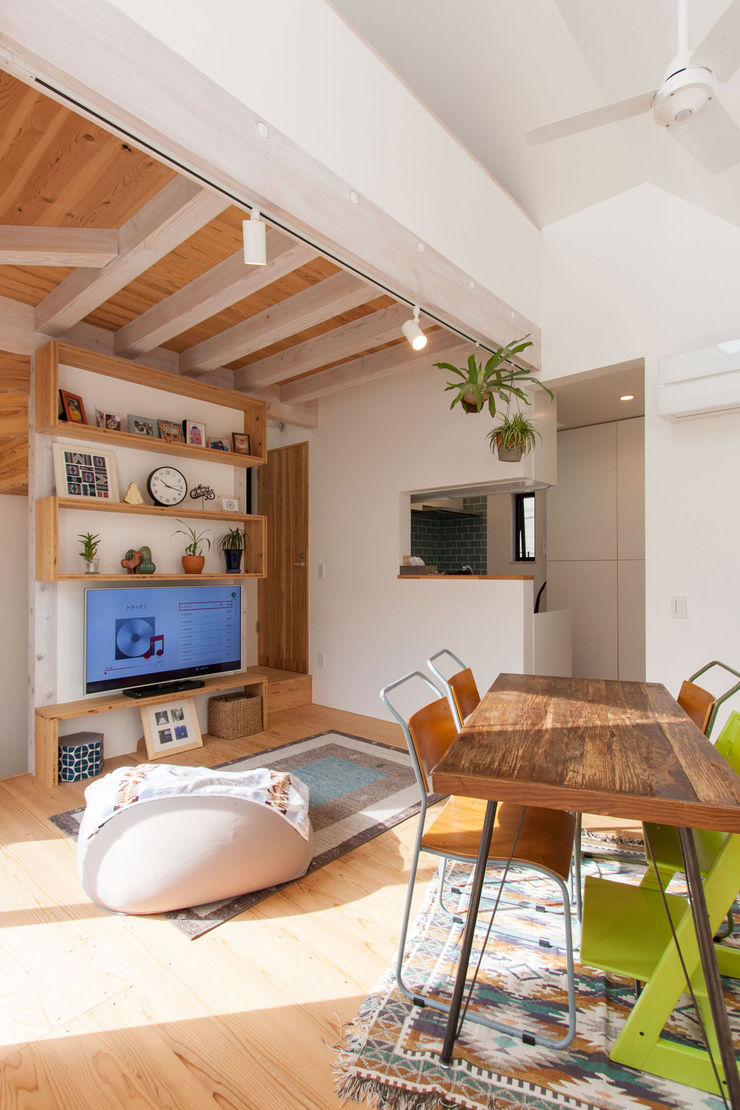 藤沢 本鵠沼 坪台形変形狭小敷地に建つコンパクト狭小住宅 Homify