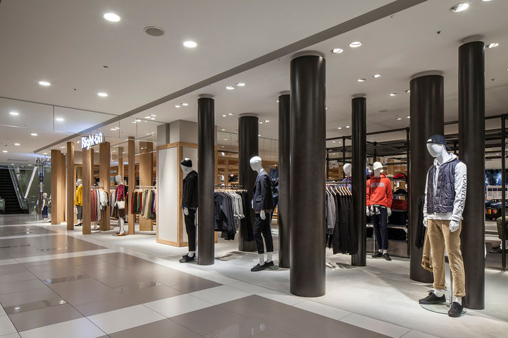KITZ.CO.LTD Espaços comerciais minimalistas Ferro/Aço Cinzento