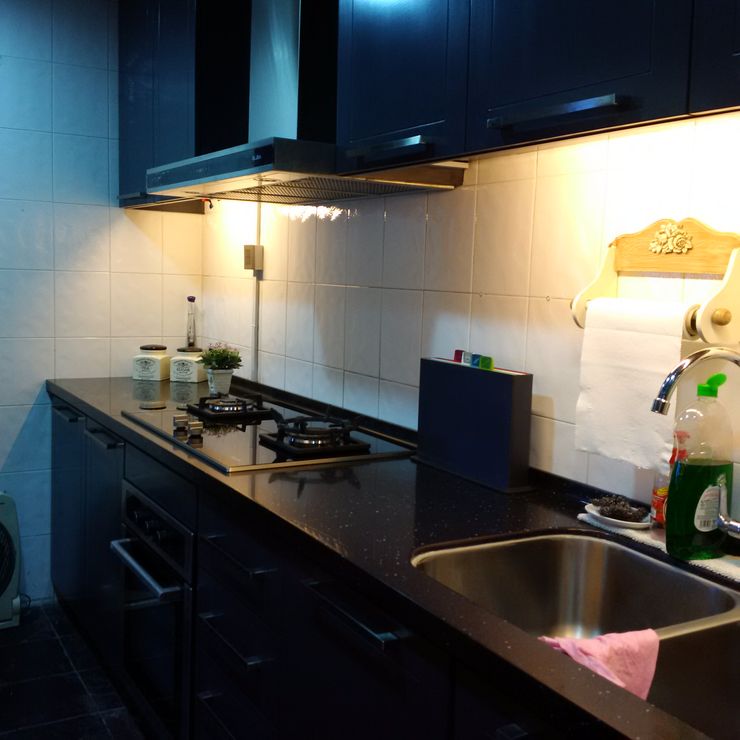 INTERIOR REFURBISHMENT FOR APARTMENT AT TAMAN KUCHAI LAMA, KUALA LUMPUR eL precio Kitchen