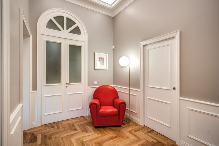 PARIOLI MOB ARCHITECTS Ingresso, Corridoio & Scale in stile moderno