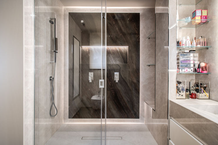 CORTINA D'AMPEZZO MOB ARCHITECTS Bagno moderno