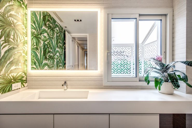 CORTINA D'AMPEZZO MOB ARCHITECTS Bagno moderno