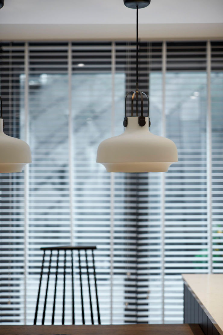 kitchen lighting Esra Kazmirci Mimarlik KitchenLighting Aluminium/Zinc White