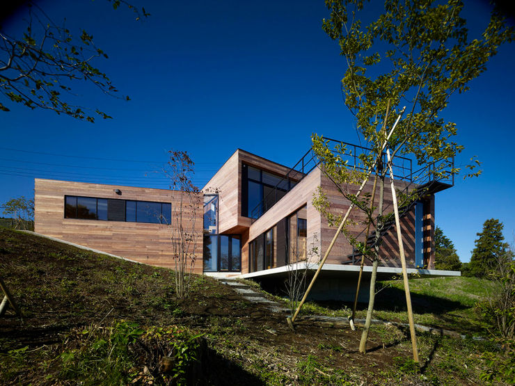 Casa singola fatta con containers navali. Green Living Ltd Casa prefabbricata