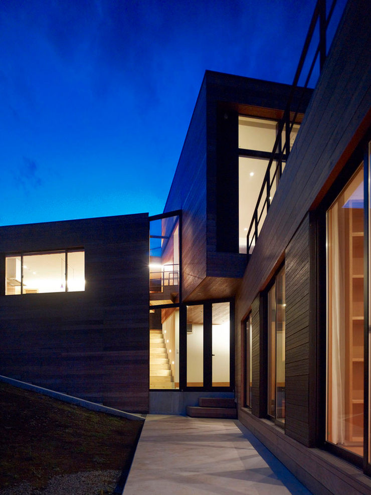 casa fatta con containers navali Green Living Ltd Case moderne