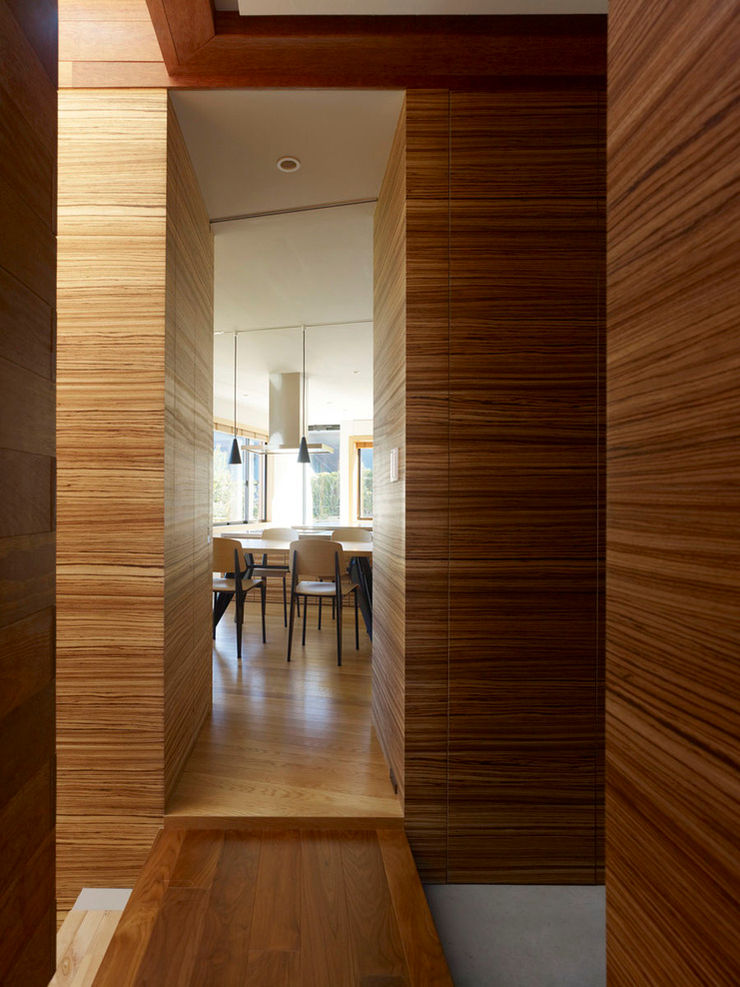 Casa fatta con containers navali Green Living Ltd Sala da pranzo moderna