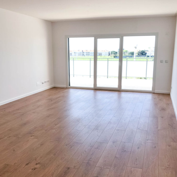 2 edifícios de habitação em Paço de Arcos Rofreicrc lda|