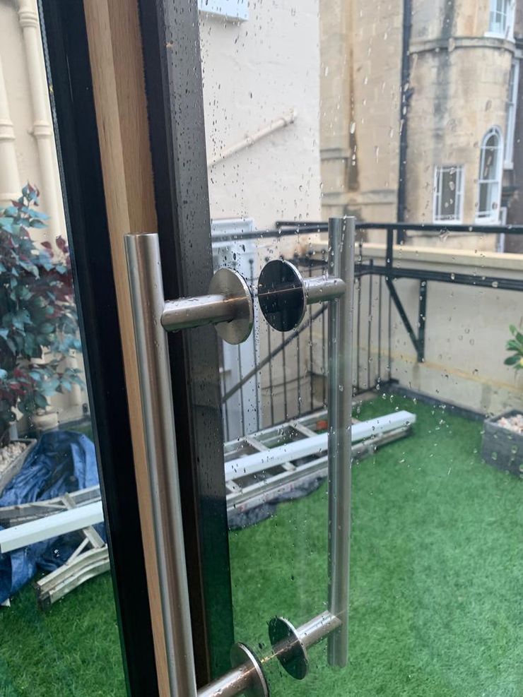 Bath Winter 2020 Glass Structures Limited Modern corridor, hallway & stairs