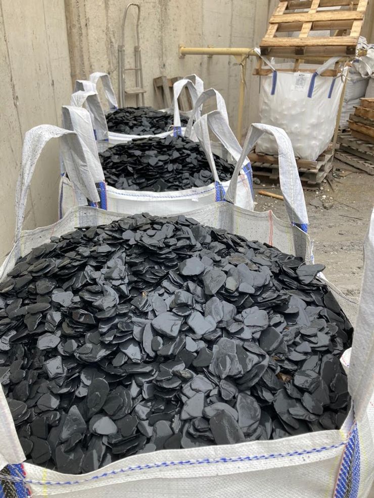 Big bag of 1.000 kg of Rounded Crushed Slate Canteras el Cerro Garden Accessories & decoration Slate Black