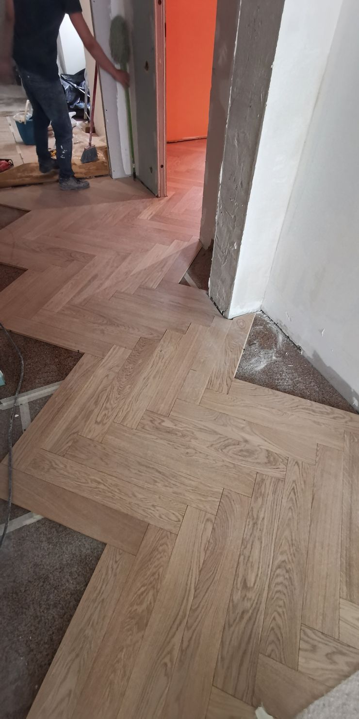 Remodelação de apartamento de luxo no Chiado // Refurbishment of high end residential apartment in Chiado, Lisbon IIP - Reabilitação e Construção
