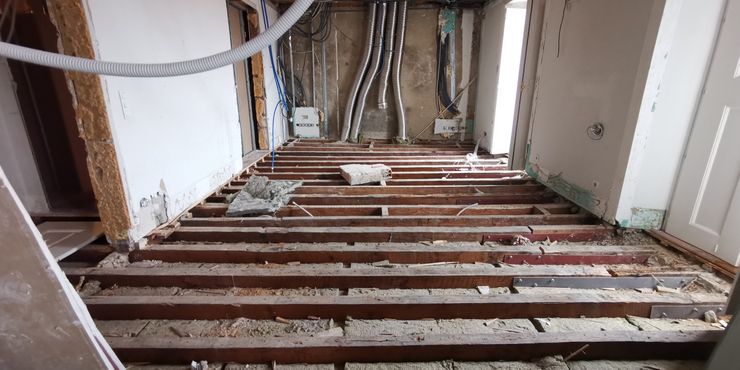 Remodelação de apartamento de luxo no Chiado // Refurbishment of high end residential apartment in Chiado, Lisbon IIP - Reabilitação e Construção