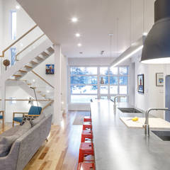 Wavell: modern Kitchen by Linebox Studio