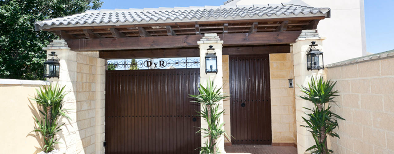 16 puertas de herrería que harán lucir la entrada de tu casa