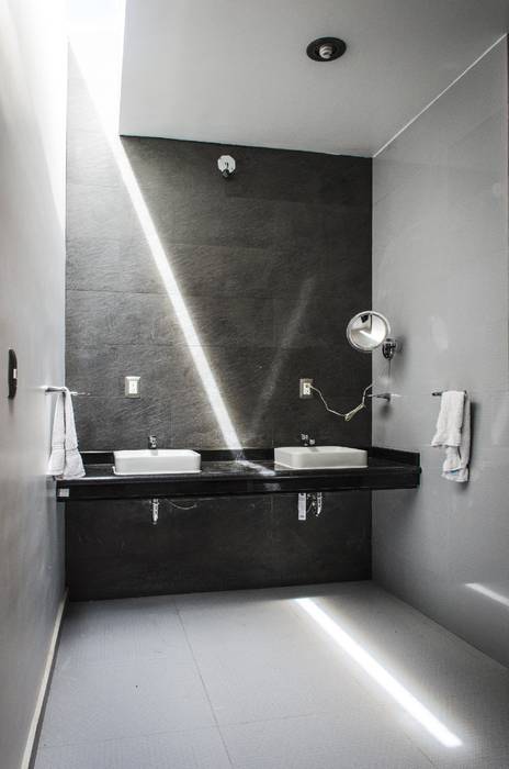 Fotos de baños de estilo translation missing: mx.style.baños.moderno : casa c+g | homify