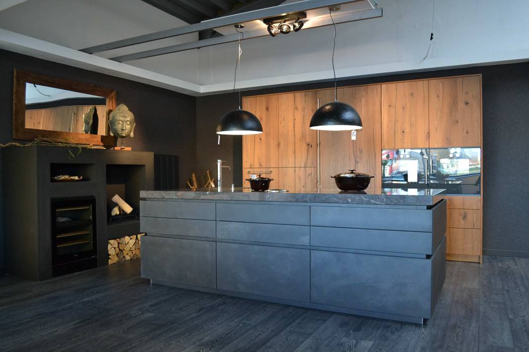Moderne Küche Bilder eggersmann Beton dunkel mit Altholz