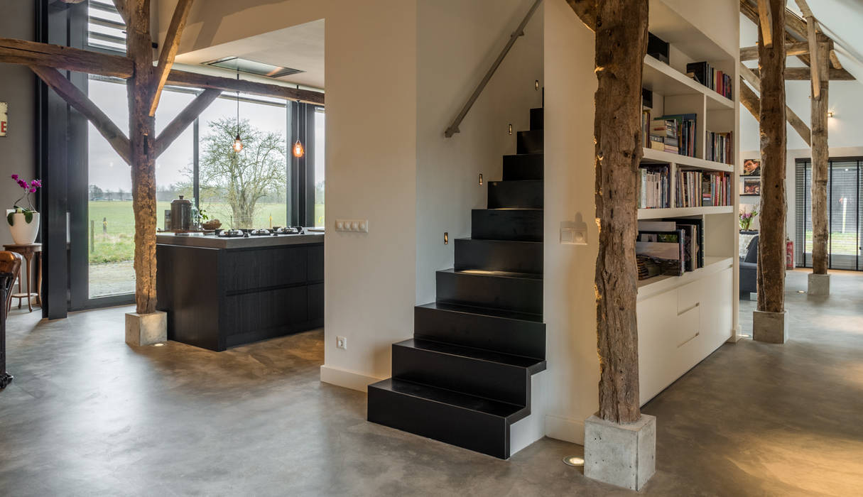 De renovatie van een sfeervolle boerderij Keuken houten renoveren