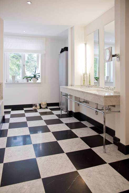 Waschbecken mit Naturstein