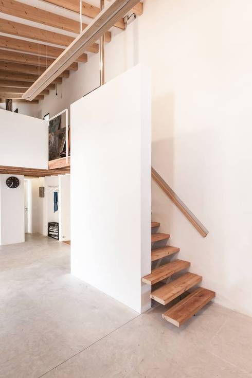 Escaleras: 15 ideas geniales para casas con poco espacio