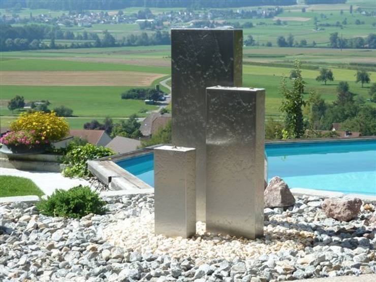 Moderne Gartenbrunnen