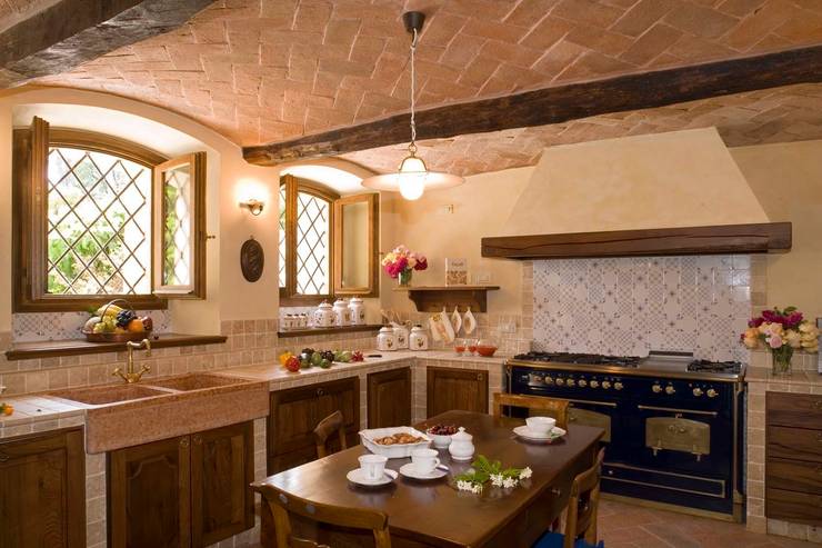 Arredamento interni rustico: in campagna vecchia anima cuore nuovo ... Arredamenti taverne rustiche