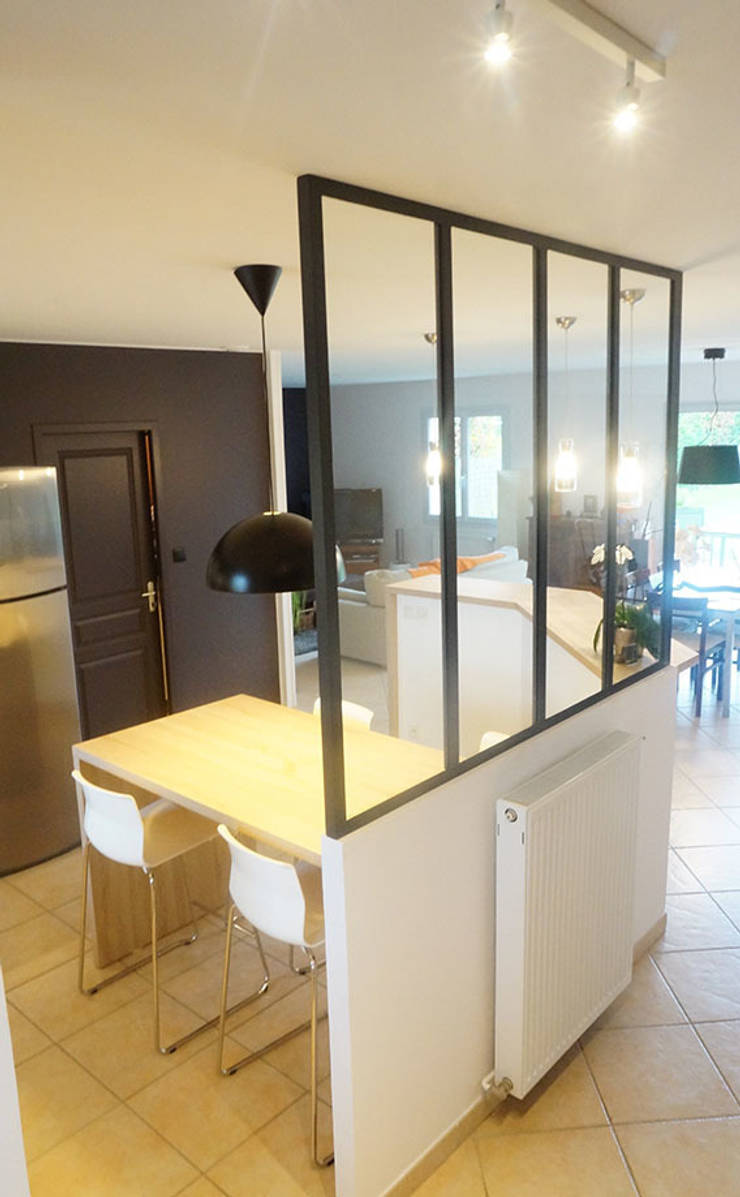 Décoration et relooking d'une cuisine avec verrière intérieure par ...