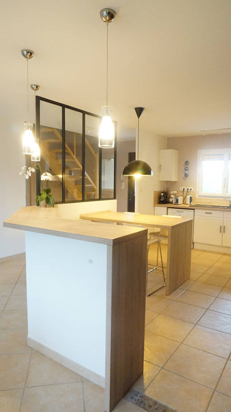 Décoration et relooking d'une cuisine avec verrière intérieure par ...