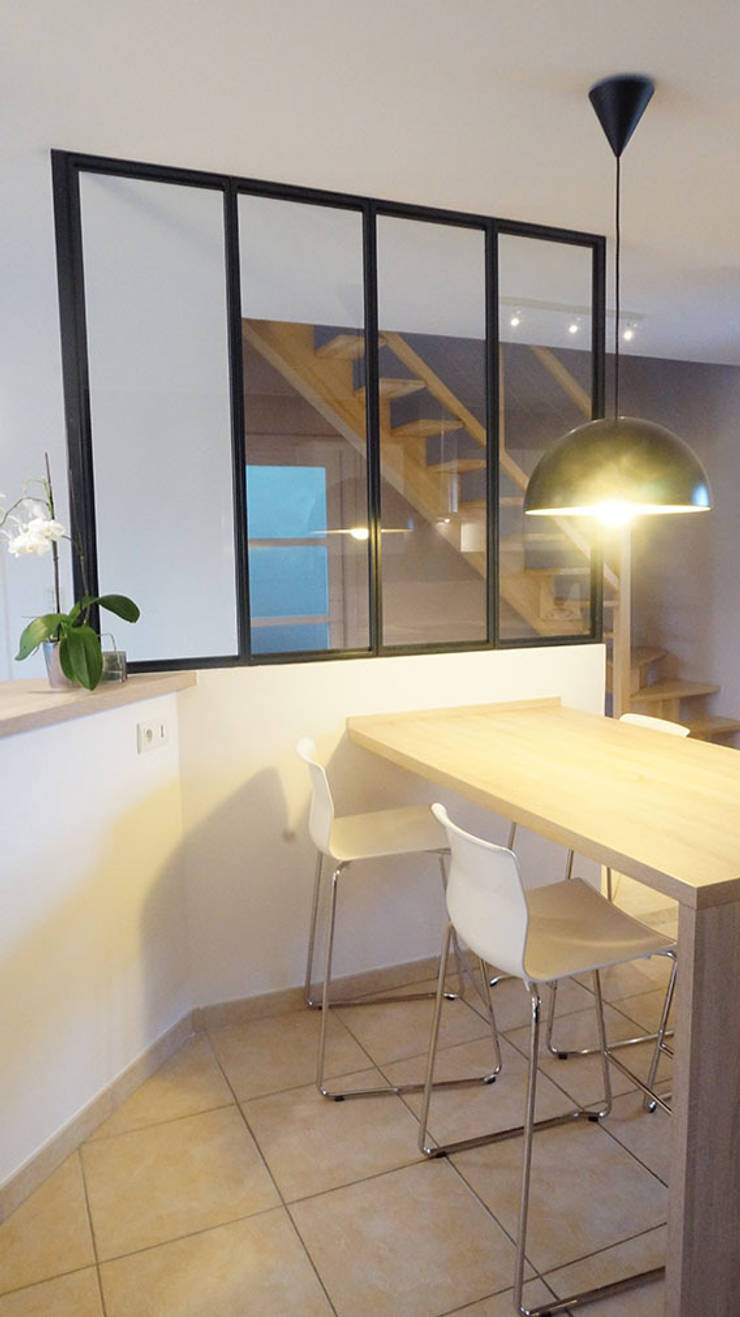 Décoration et relooking d'une cuisine avec verrière intérieure par ...