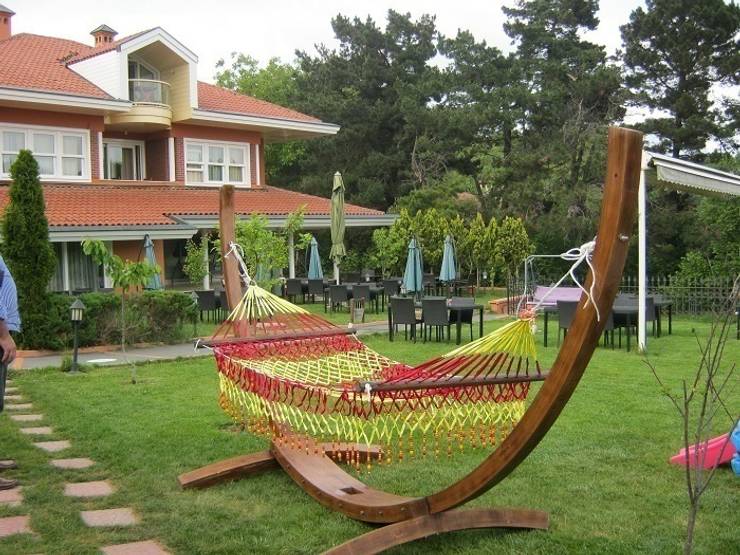 Ideas frescas para decorar tu jardín