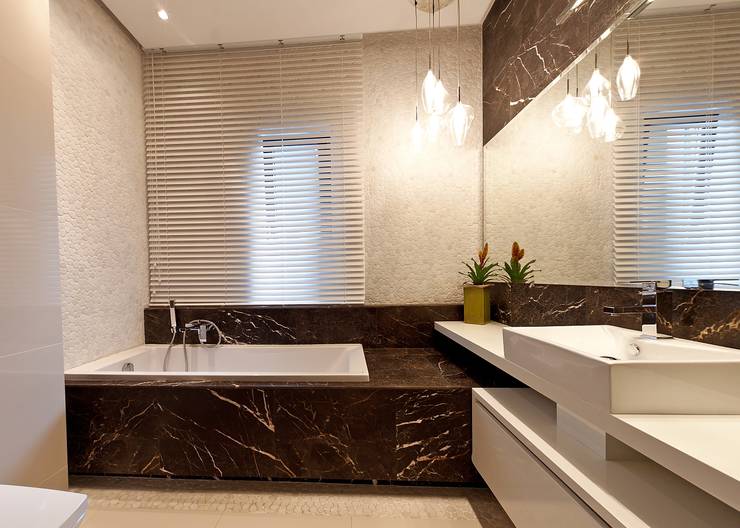 Baños de estilo moderno por BIURO PROJEKTOWE MTM STYL