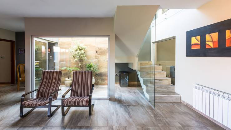 ¿Cómo hago un patio dentro de casa?