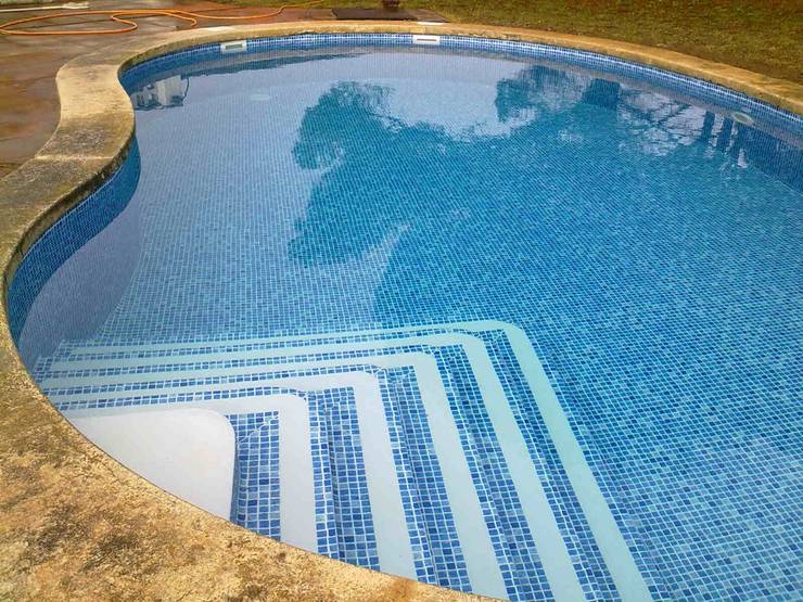 A swimming pool goes from gross to