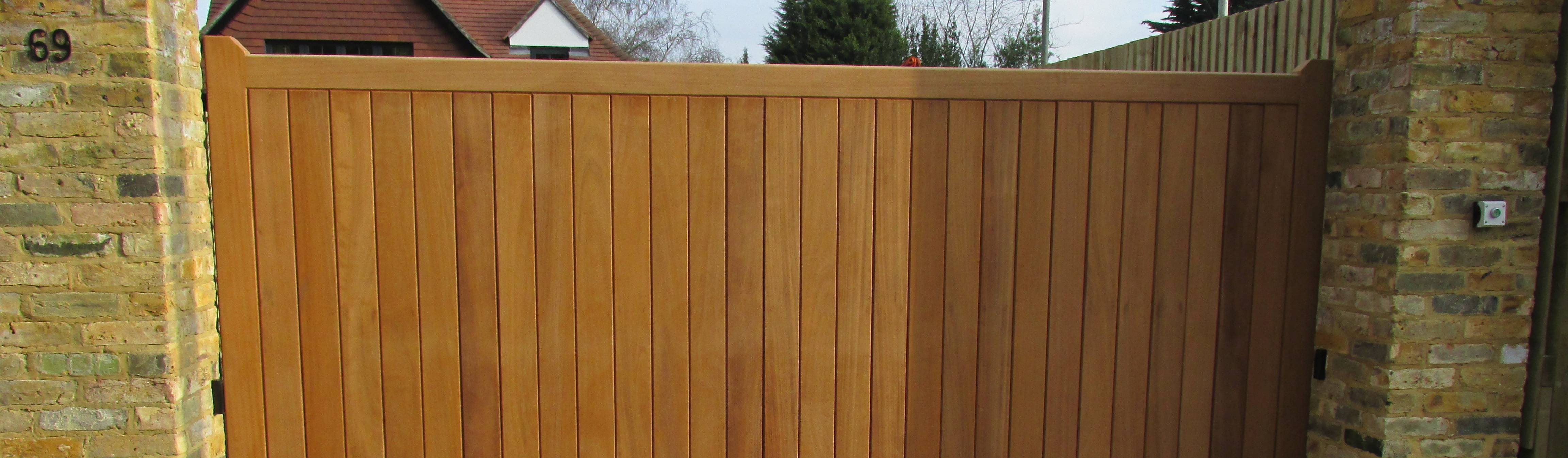 Swing Electric Garage Doors de Portcullis Electric Gates homify