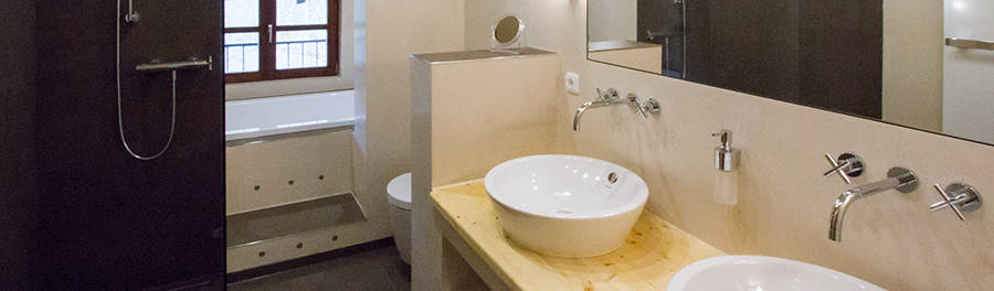 Aus Kleinem Großes zaubern: Dusche im Gäste-WC von Banovo GmbH | homify