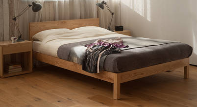 skandinavische Schlafzimmer von We make a range of solid wooden beds, bedroom furniture and bedding.