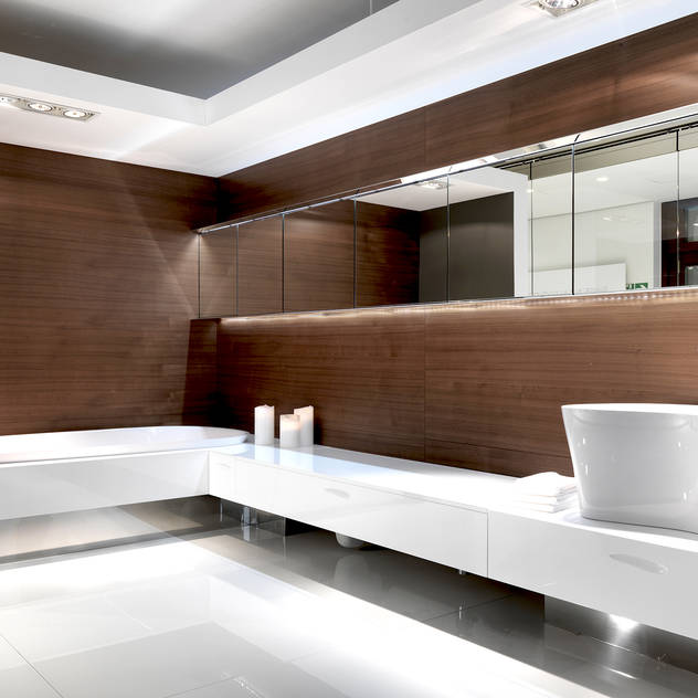 modern Bathroom by Architettura & Servizi modern Bathroom by Architettura & Servizi