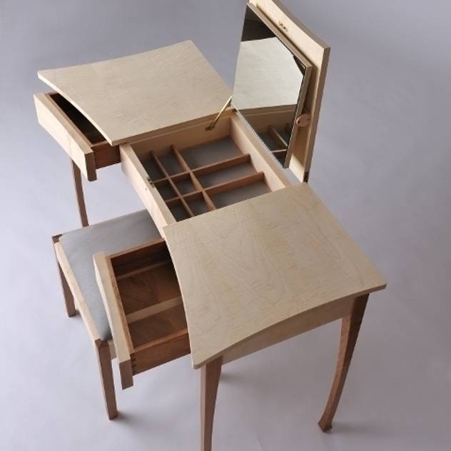  更衣室 by Ben Rawlinson Bespoke Furniture