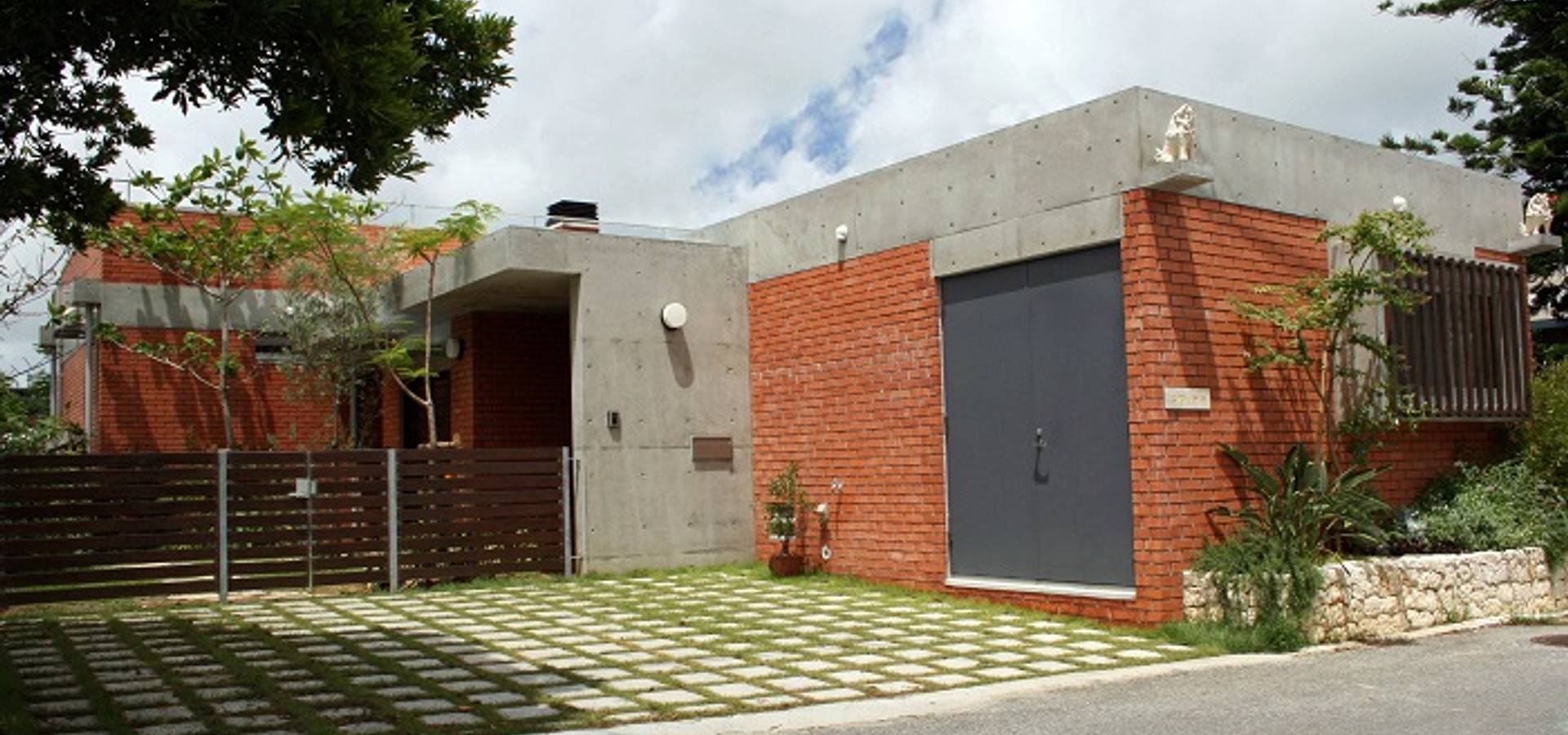 沖縄県産煉瓦の家 Homify