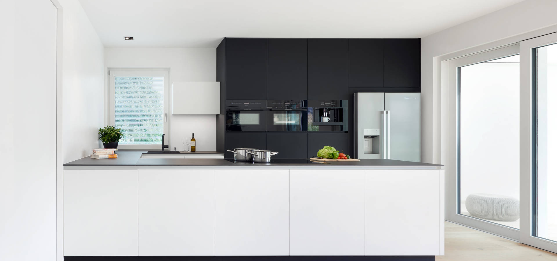 Wohnungseinrichtung #1 von Tischlerei Oberhuber | homify Wohnungseinrichtung #1 von Tischlerei Oberhuber | homify