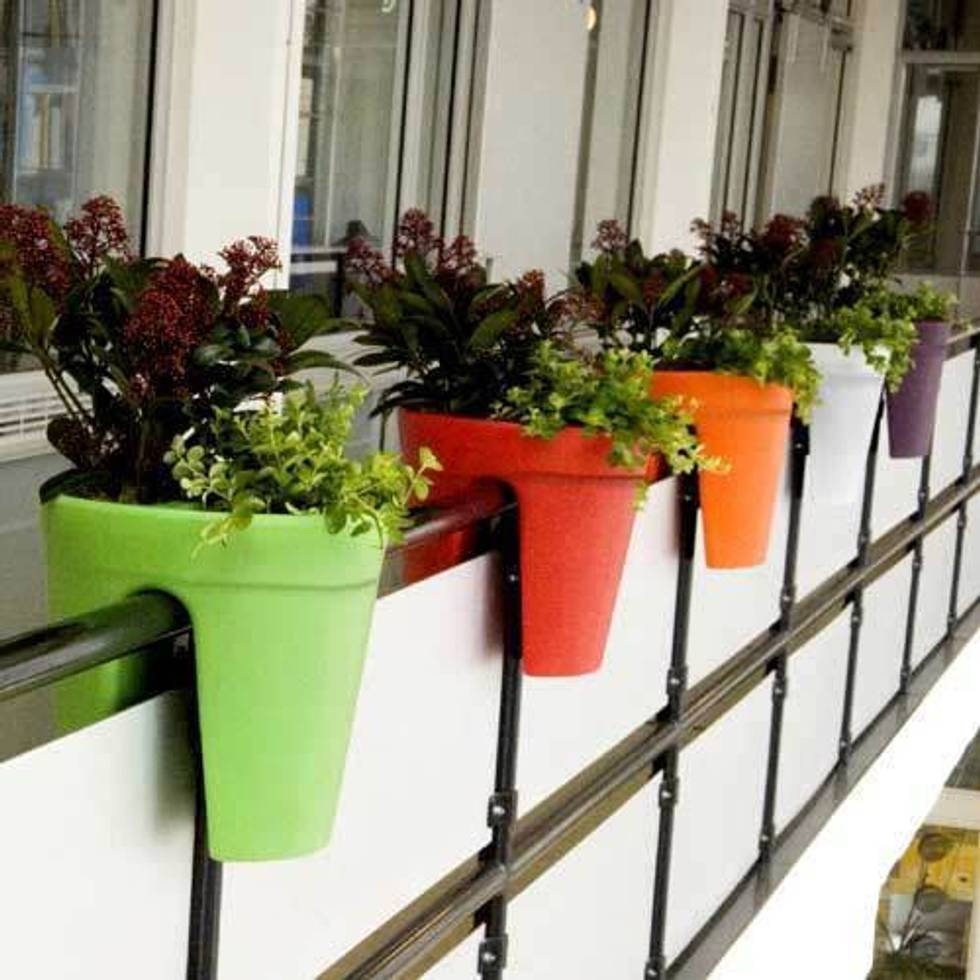 Maceta Balcony: Jardín de estilo de Maceteros.es