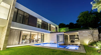 TRES MAS DOS ARQUITECTOS