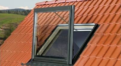 Fakro Çatı Penceresi