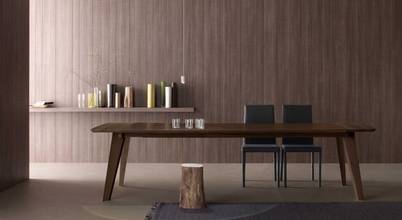 Intense mobiliário e interiores;