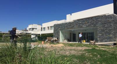 Bauwerk Arquitectura y Construccion